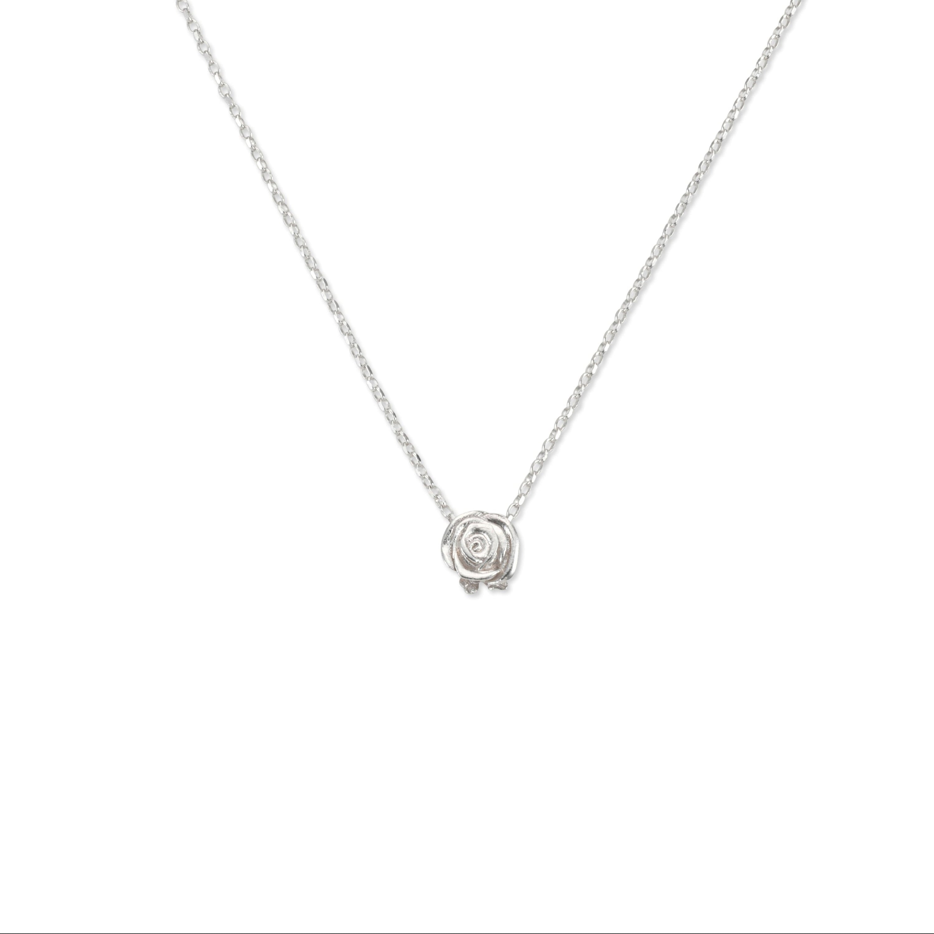 silver rose necklace maya geller
שרשרת כסף קצרה ועדינה עם תליון פרח ורד