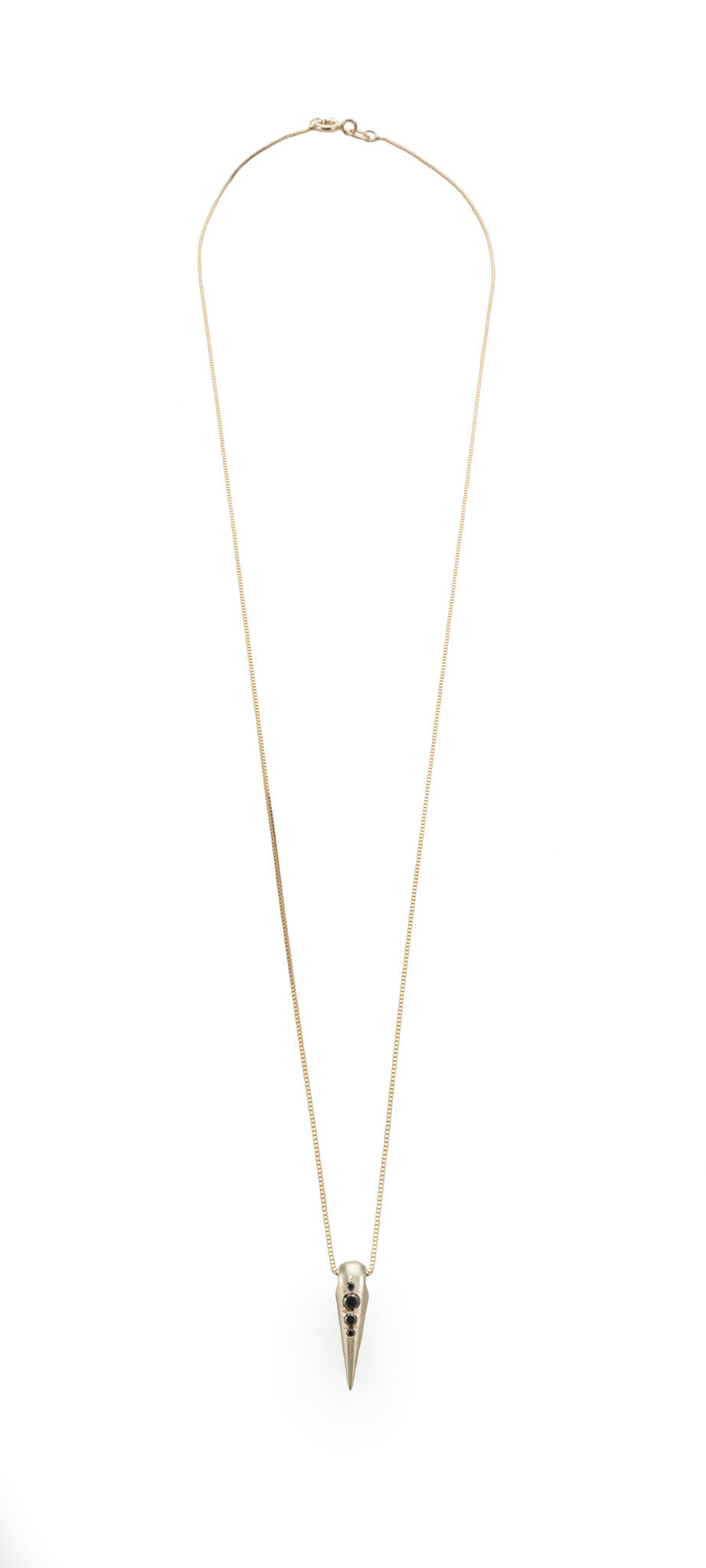 black diamonds gold necklace. שרשרת זהב עדינה לאישה. שרשת זהב עם יהלומים שחורים. Maya Geller gold necklace. מיה גלר תכשיטים.
