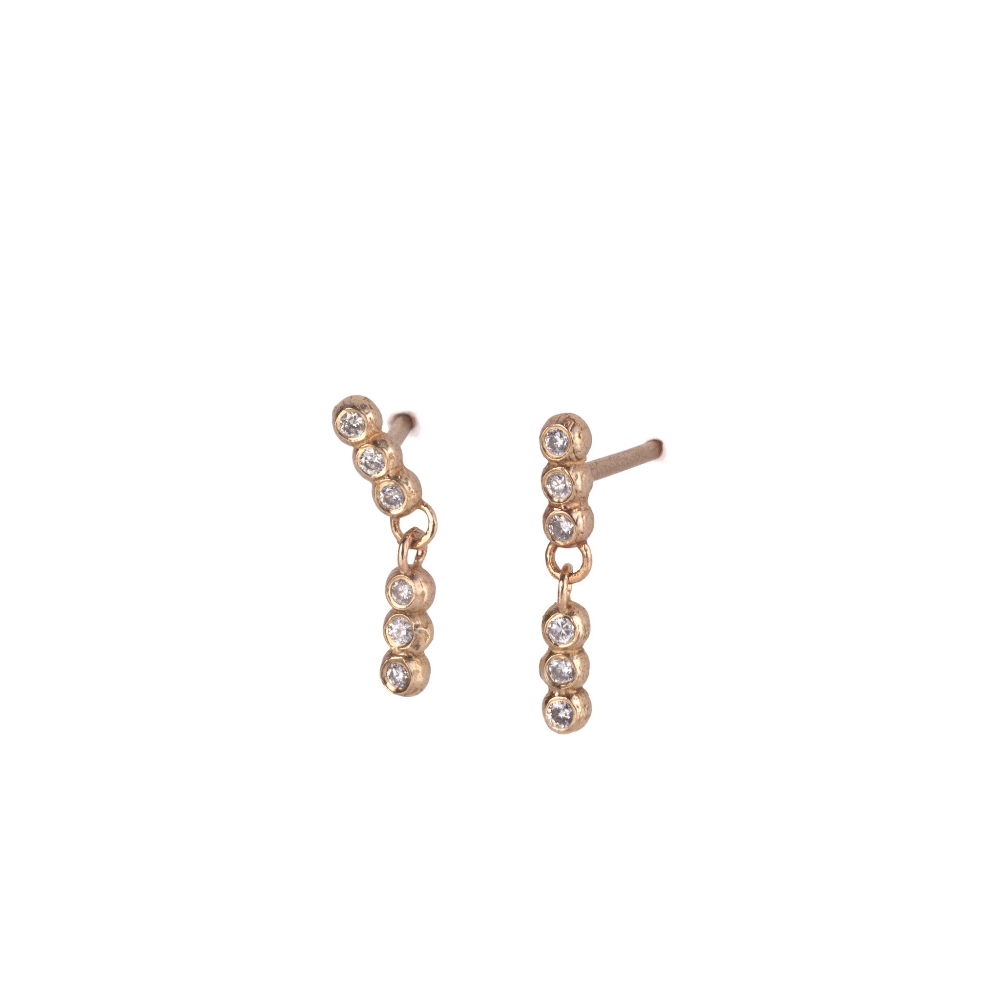 gold diamonds studs dop earrings. עגילי זהב יהלומים צמודים