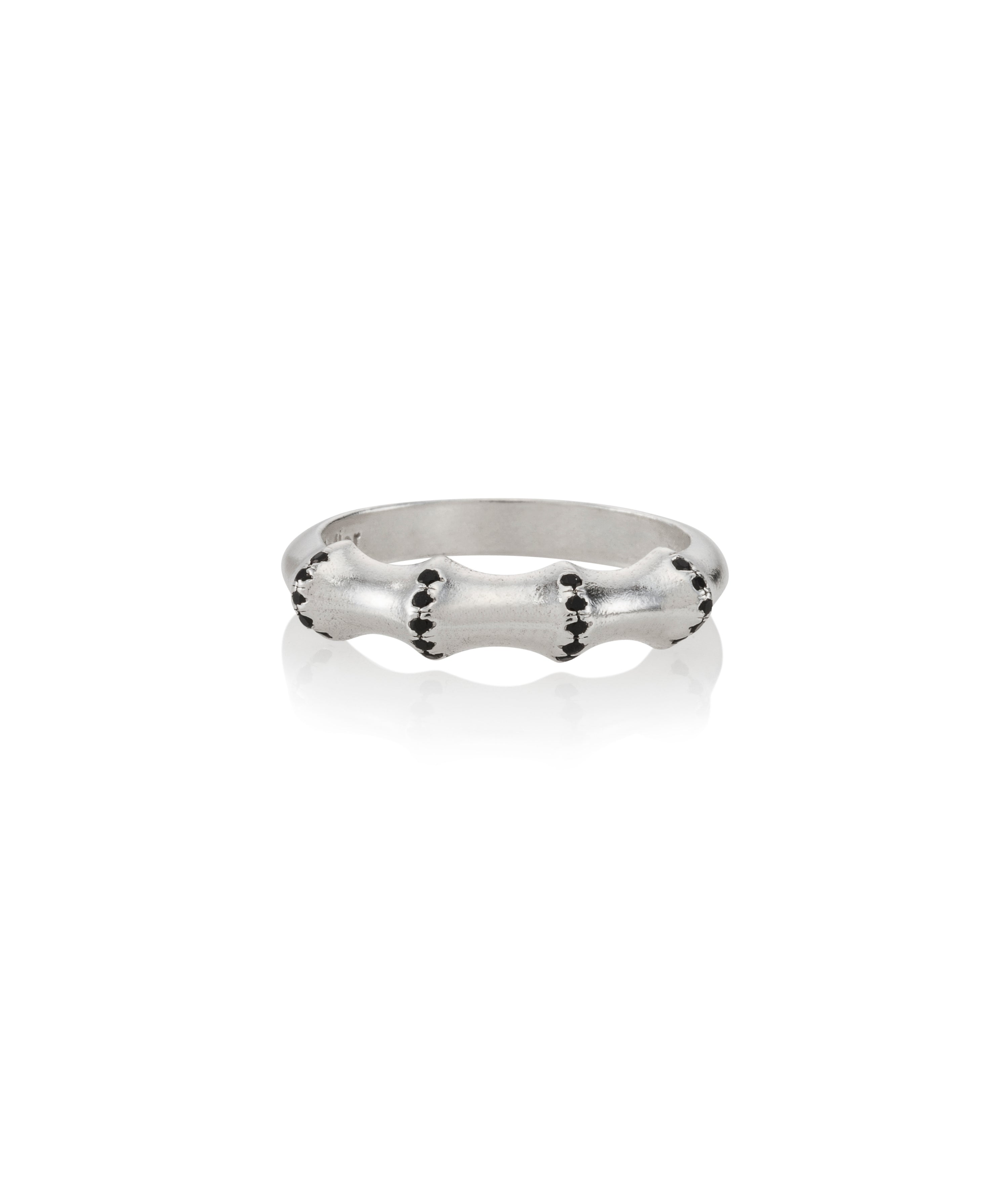 טבעת כסף משובצת אבנים שחורות. silver ring black stone. Maya Geller. מיה גלר