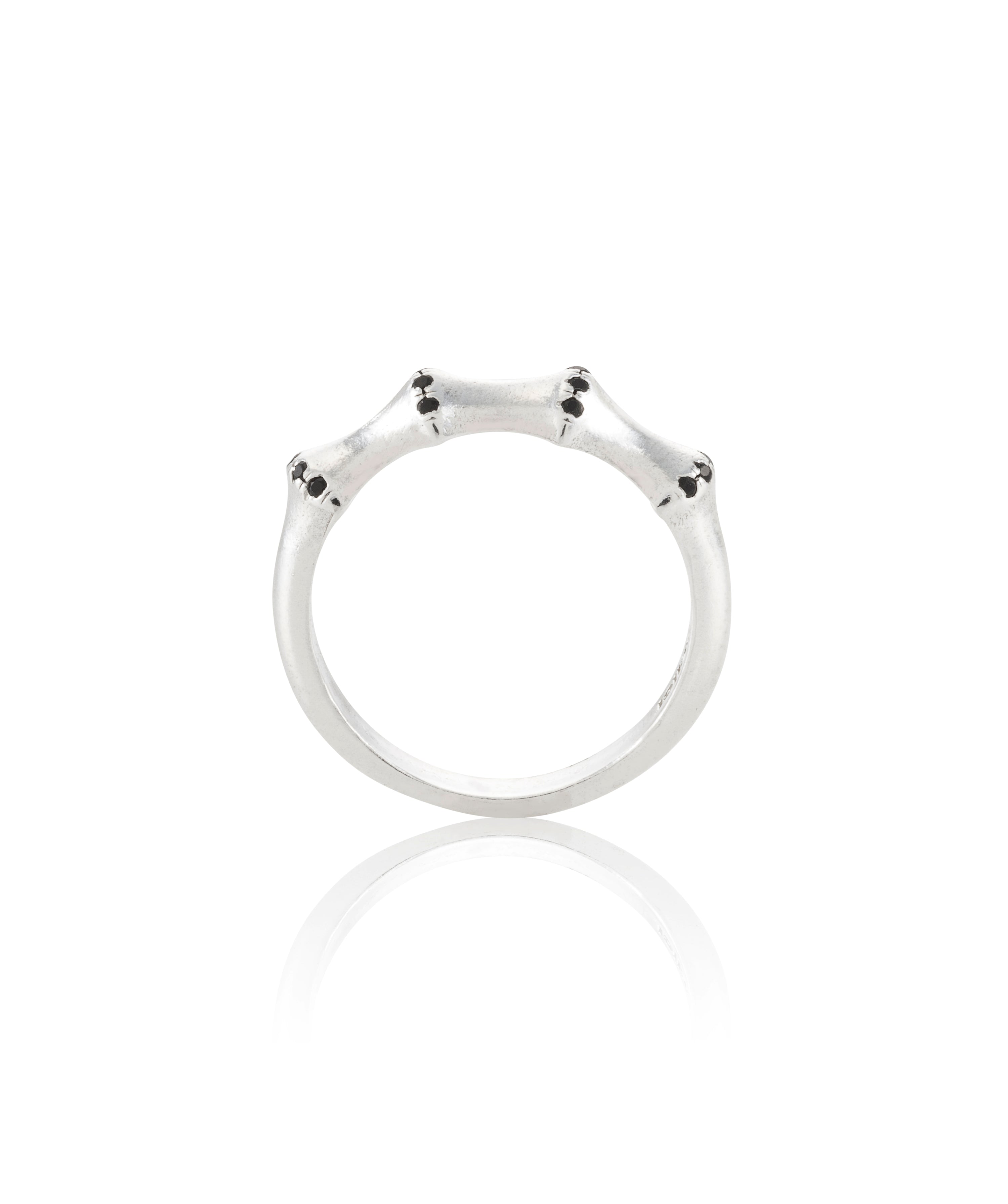 טבעת כסף משובצת אבנים שחורות. silver ring black stone. Maya Geller. מיה גלר