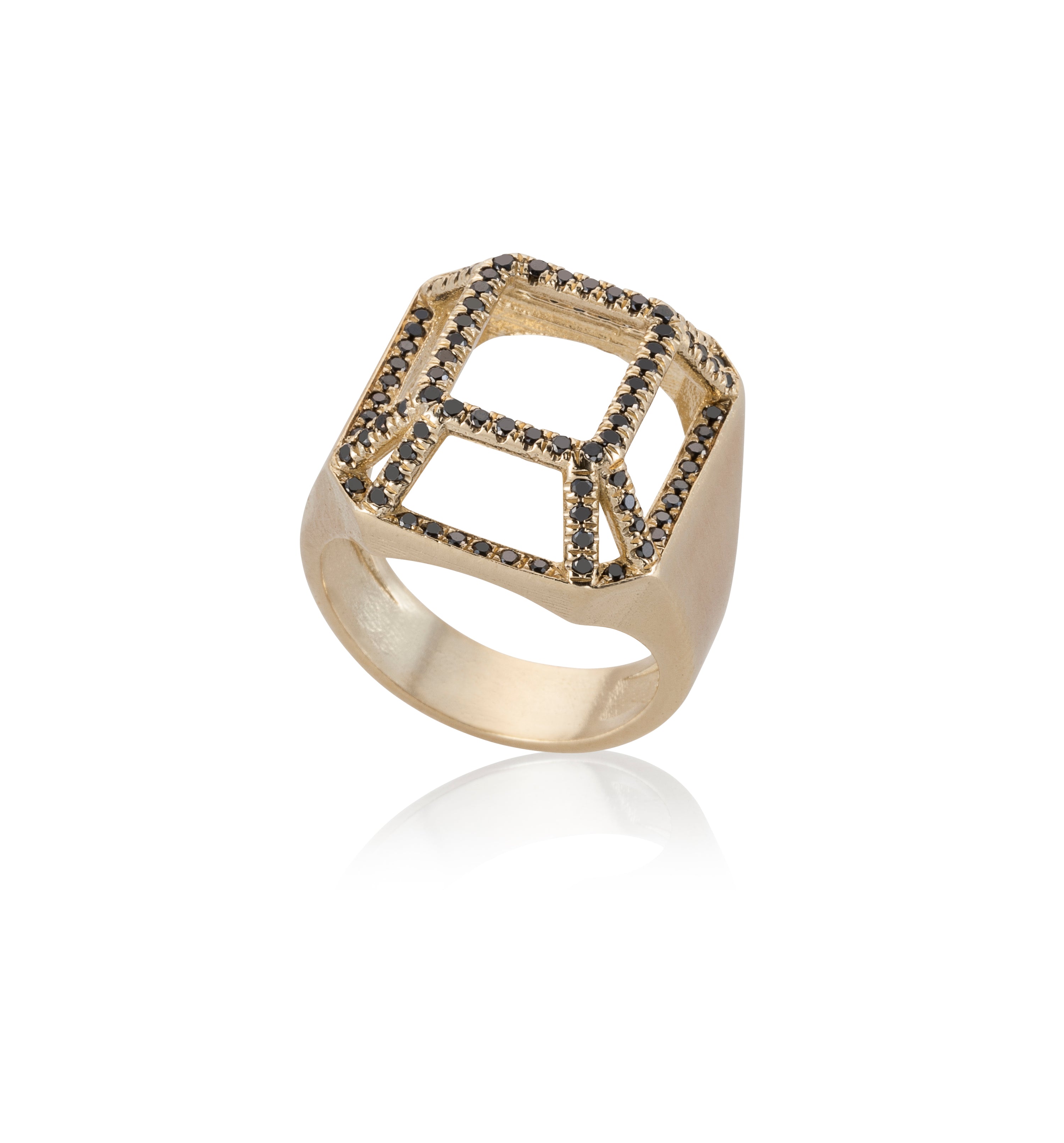 טבעת זהב יהלומים שחורים. gold ring black diamonds Maya Geller