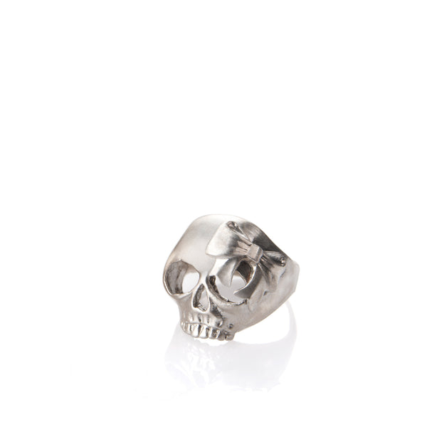 silver skull and bow ring