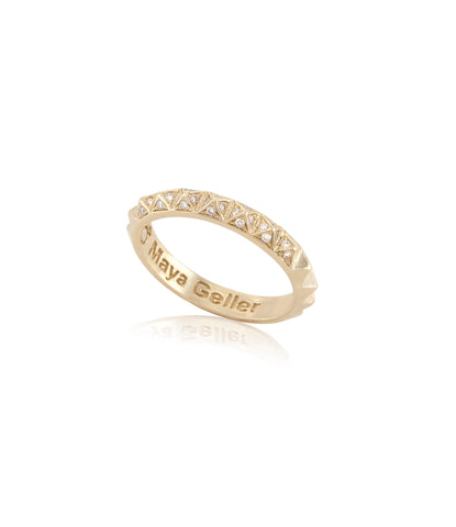 14k gold studs ring with white diamonds